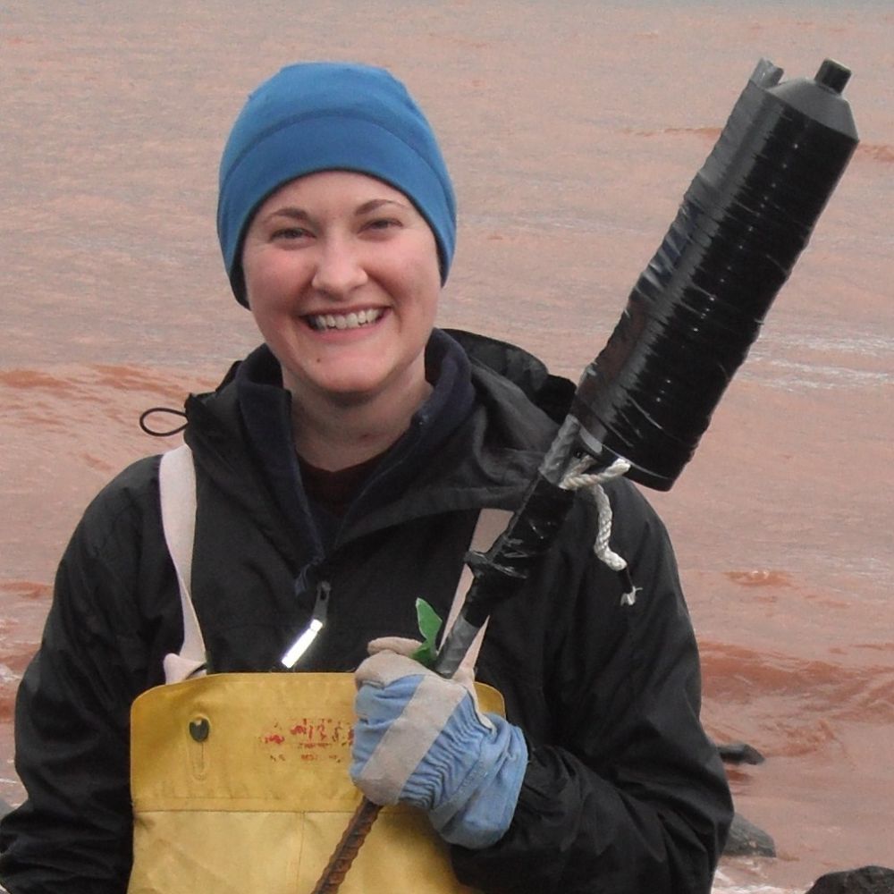 Sierra Wehrell, with an acoustic receiver tl_files/sites/cel/Our Team Photos/sierra-receiver.JPG